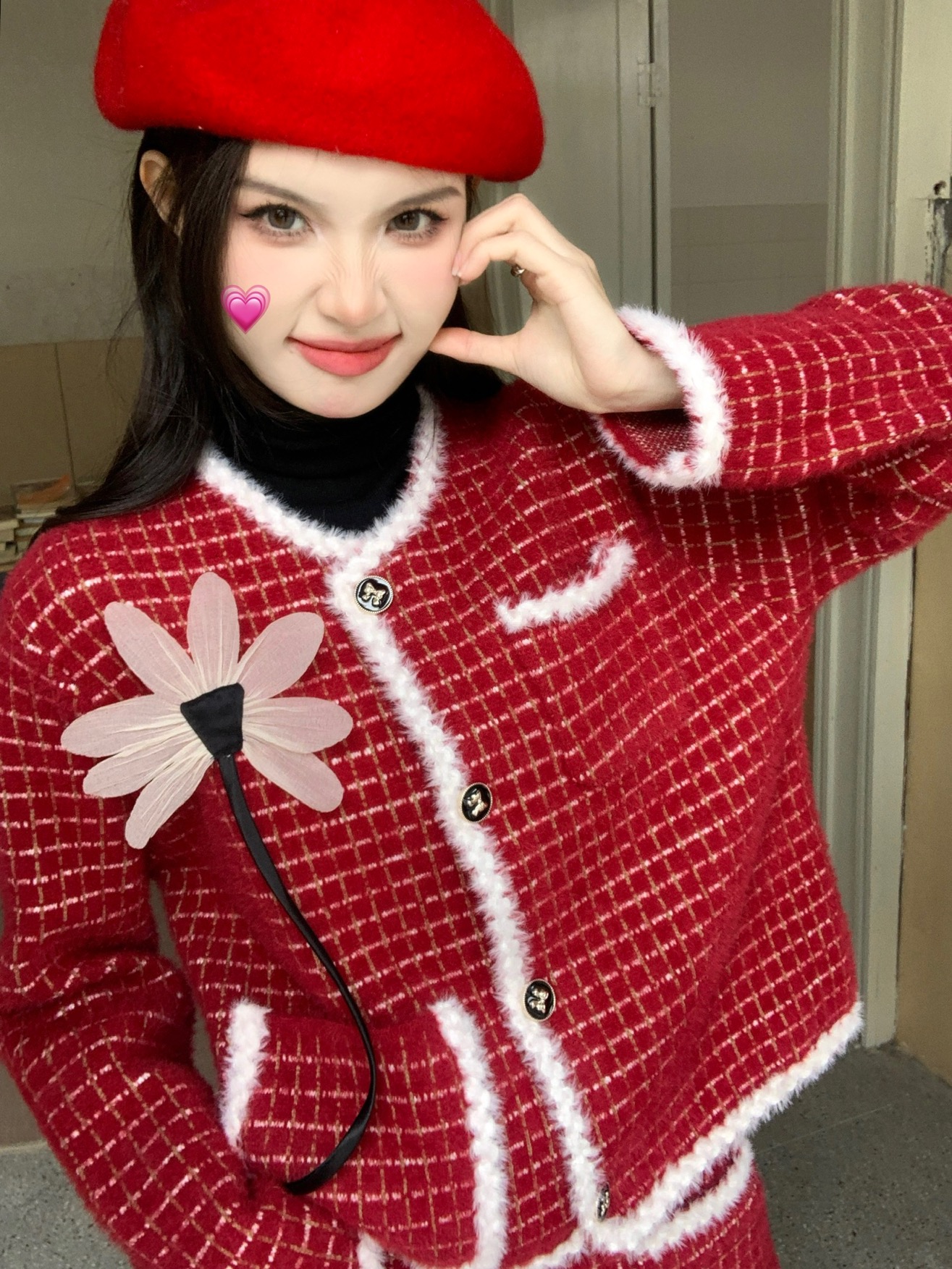 Actual shot of New Year’s jersey!  High-end and elegant ladylike style mink velvet warm new year suit