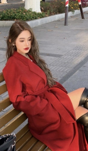 Actual shot of New Year's outfit shirt, retro red woolen woolen luxury mid-length coat for women