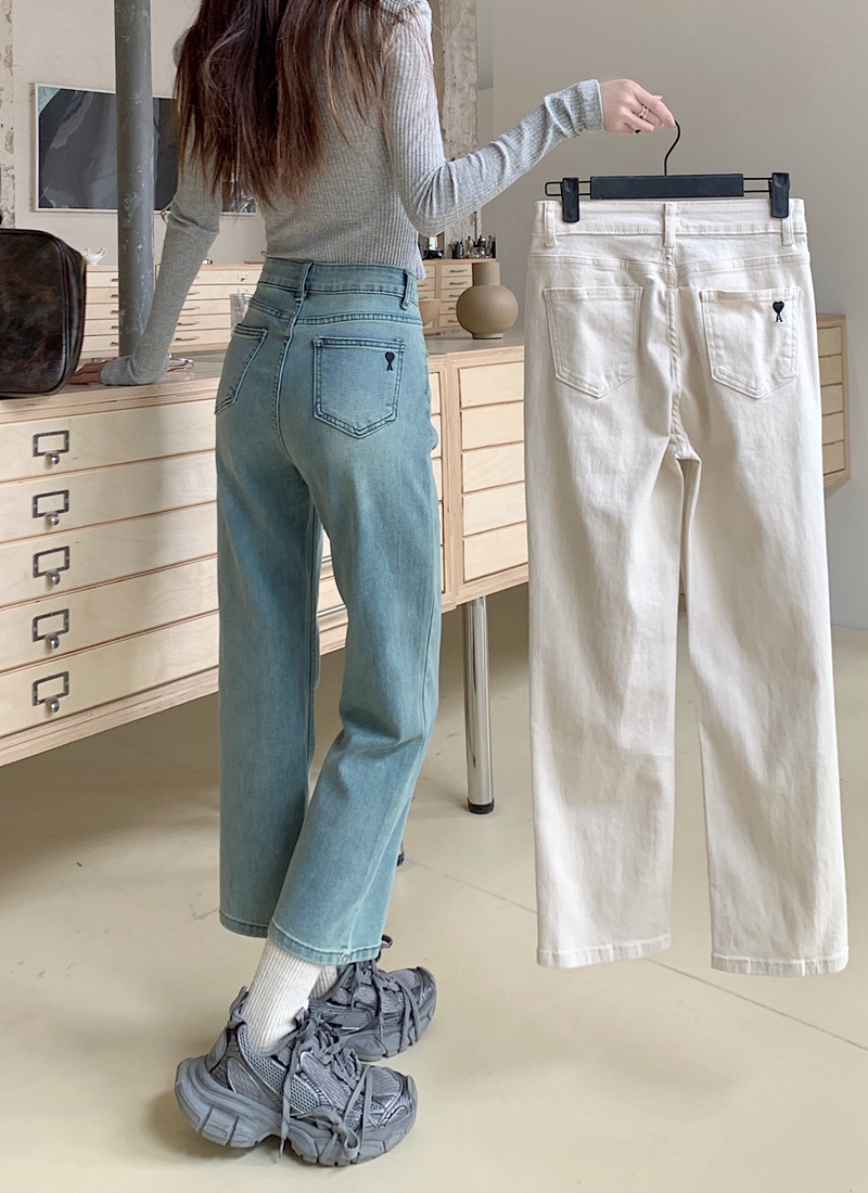 Actual shot #New straight denim trousers for women with high waist design, embroidered back pockets, nine-point cigarette pipe pants