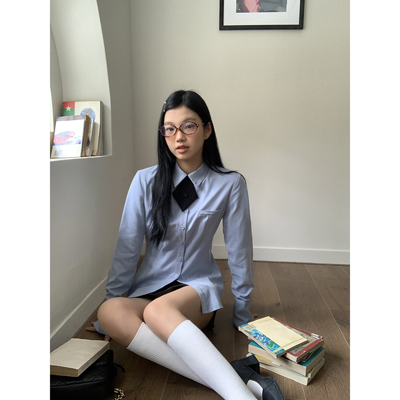 紅人館藍色襯衫女秋冬2023新款內搭長袖氣質法式上衣設計感襯衣女