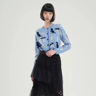 冬裝款 JS女裝時尚淺藍提花針織衫 S242104320