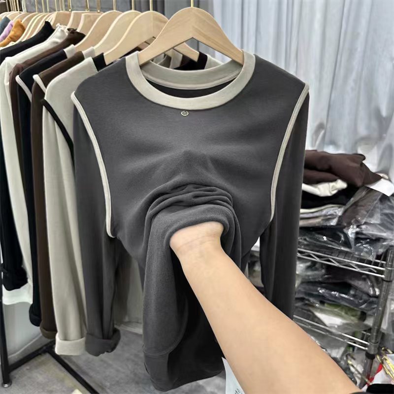 Designed with a sense of western style in autumn and winter, plus velvet, thickened round neck, loose T-shirt, women's long-sleeved inner layered shirt, plus size fat M outer wear