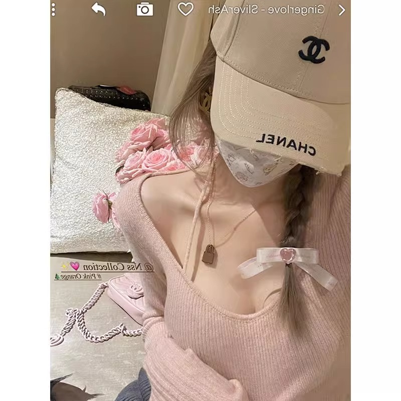 粉色掛脖針織打底衫女春秋季內搭長袖上衣溫柔風修身顯瘦短款毛衣