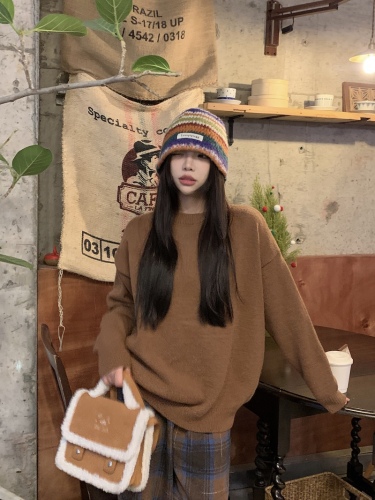 Actual shot ~ Winter loose and lazy style coffee color versatile pullover crew neck sweater ~