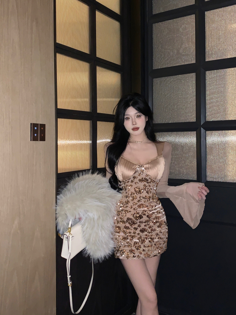 實拍 純欲設計感亮片連衣裙女秋冬辣妹修身包臀裙