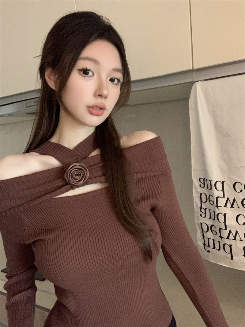 實拍  一字肩掛脖針織衫女秋冬長袖毛衣內搭立體花朵打底衫
