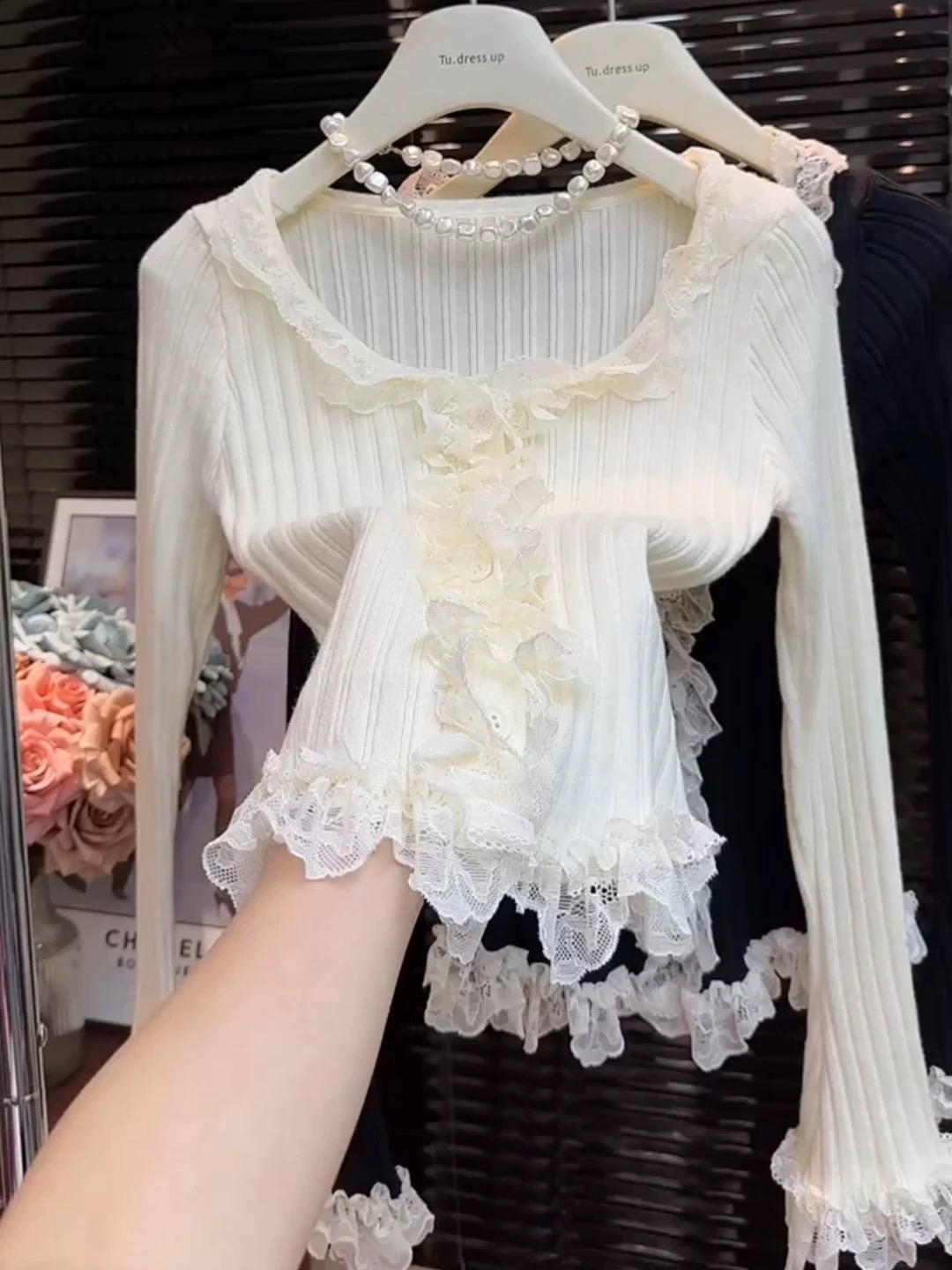 純欲風圓領長袖拼接蕾絲花邊針織開衫女秋冬季修身短款毛衣打底衫