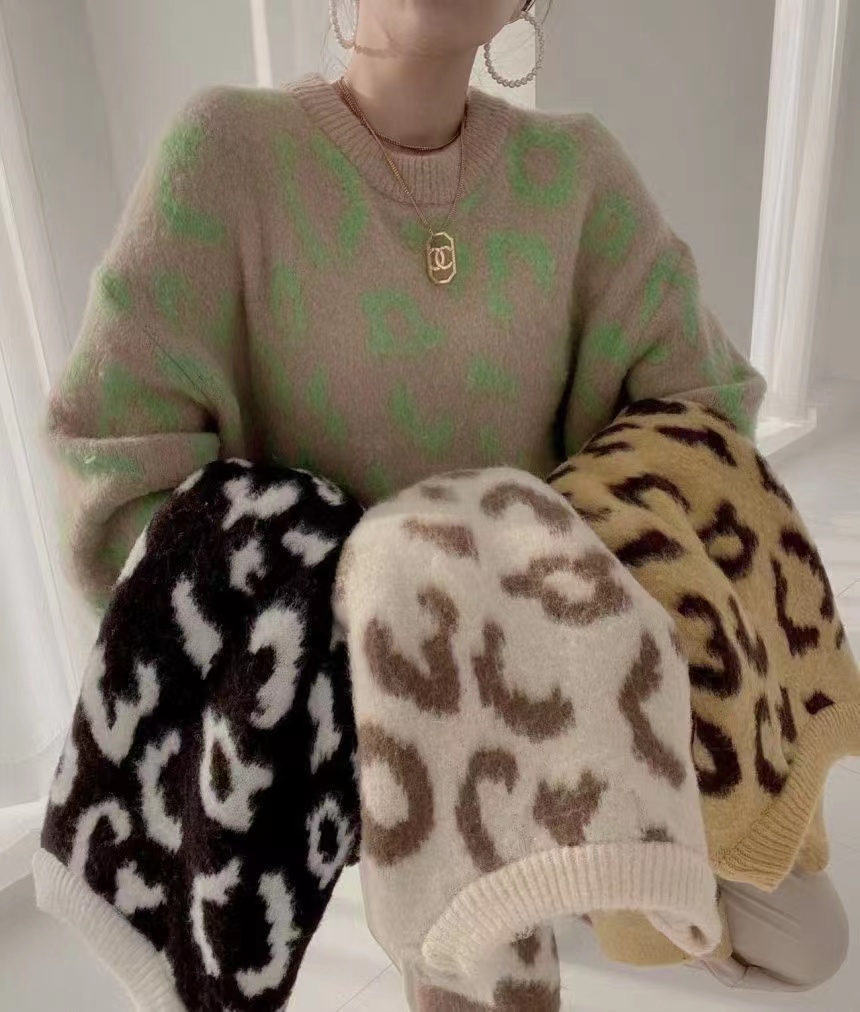 Korean chic autumn and winter lazy style round neck leopard print jacquard loose and versatile long-sleeved thickened warm pullover sweater for women