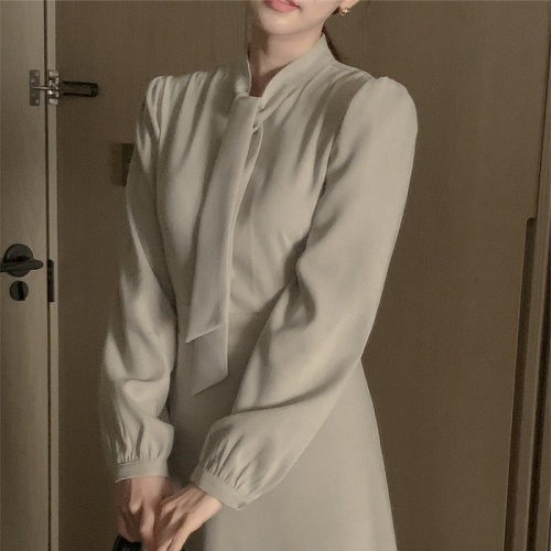 INS韩国东大门复古法式气质飘带收腰系带显瘦泡泡袖连衣裙
