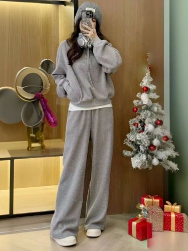 Sweatshirt suit for women autumn and winter  new European high-end fashion casual wide-leg pants plus velvet sports two-piece set