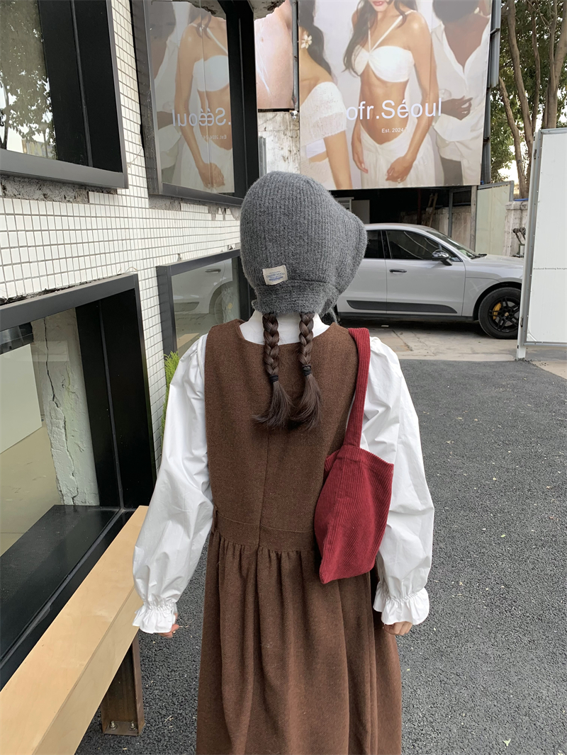 實拍 韓系宮廷復古花邊襯衫＋溫柔毛呢背心裙套裝
