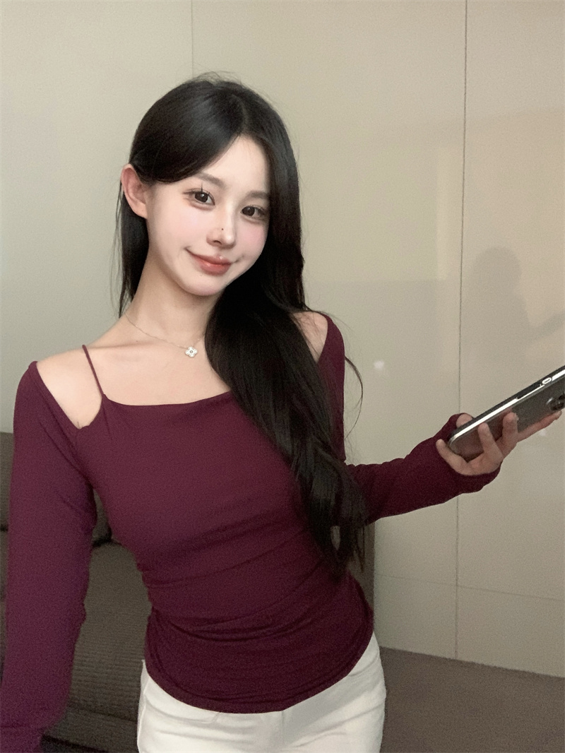 Real shot of new autumn and winter fake two-piece pleated long-sleeved bottoming shirt inner tower top