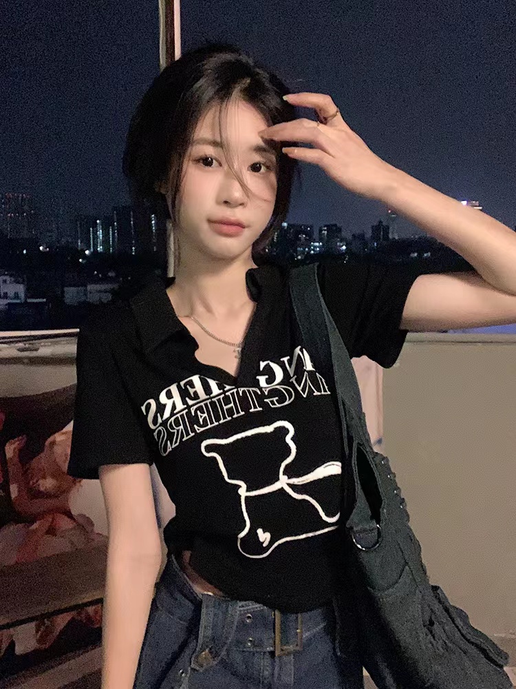 冰絲螺紋小翻領純欲正肩短袖T恤夏季新款辣妹修身短款上衣女
