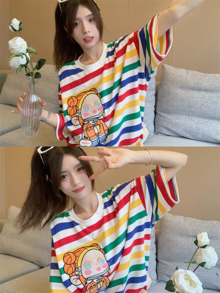 彩虹條紋T恤女夏季2023新款設計感卡通刺繡寬鬆中長款短袖上衣潮