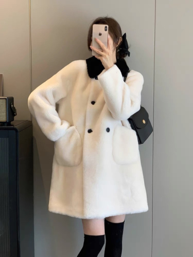 Black and white small fragrance style contrasting color coat sherpa coat women's mid-length Korean style coat versatile style
