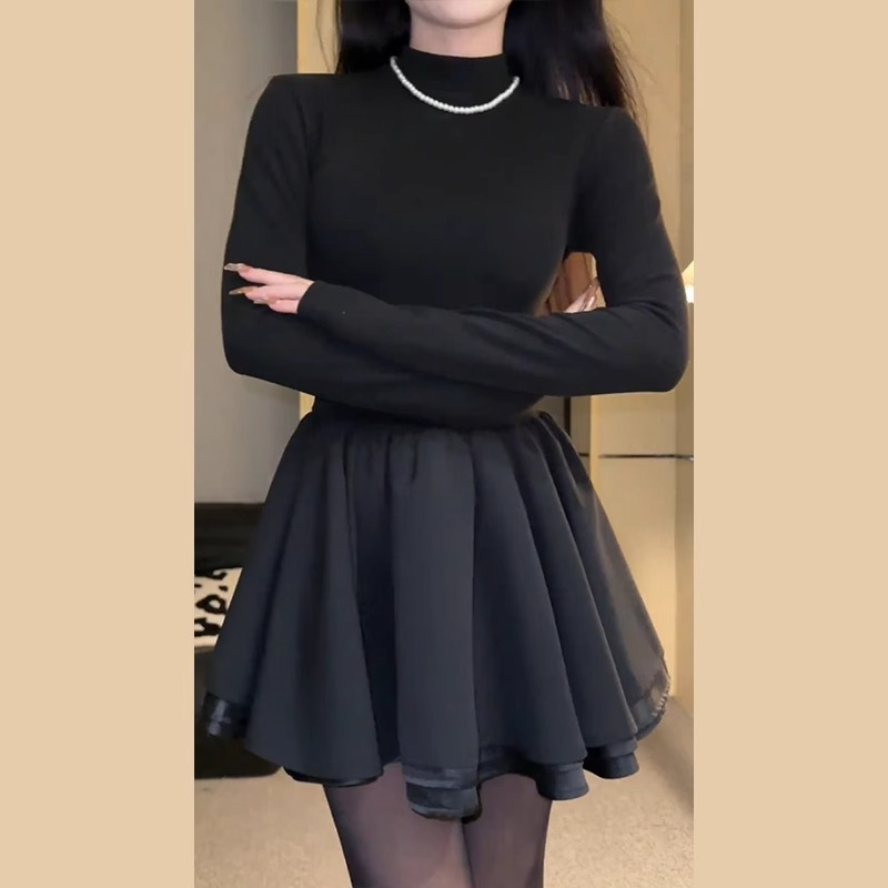 小個子黑色針織連衣裙子女秋冬季2023新款內搭打底a字蓬蓬公主裙