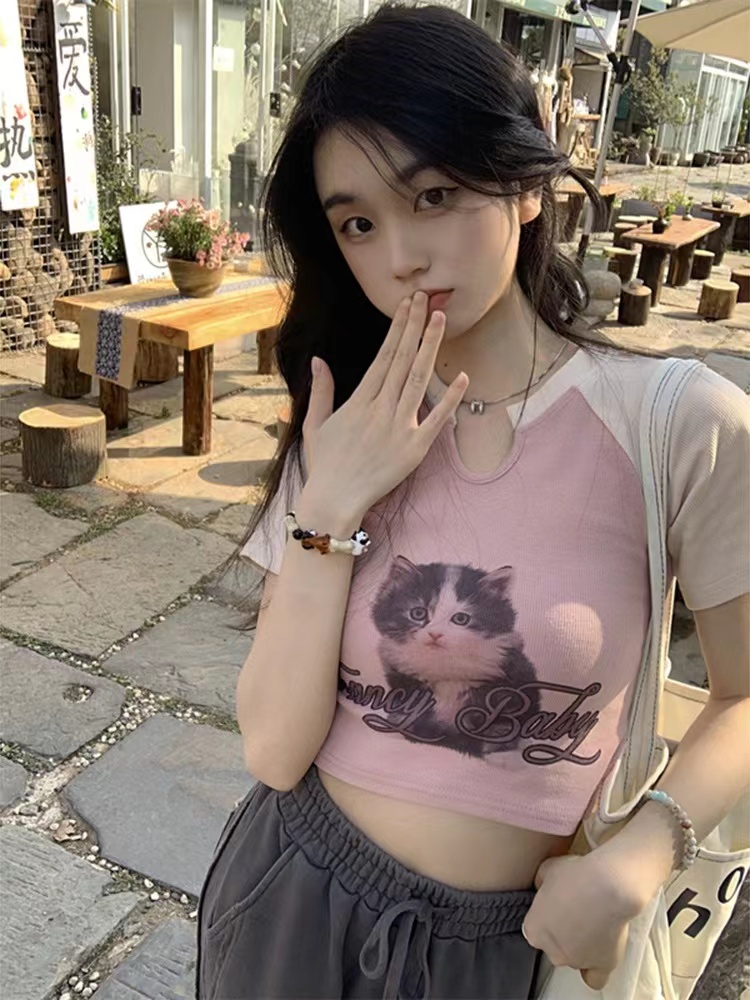 冰絲螺紋辣妹短款拼色正肩2023新款瘦修身短袖上衣女ins