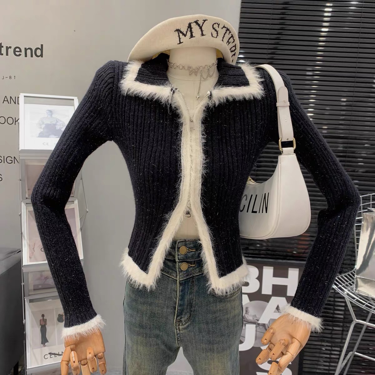 Christmas red contrast stitching plush sweater for women autumn and winter sweet and spicy slim zipper sweater cardigan short top