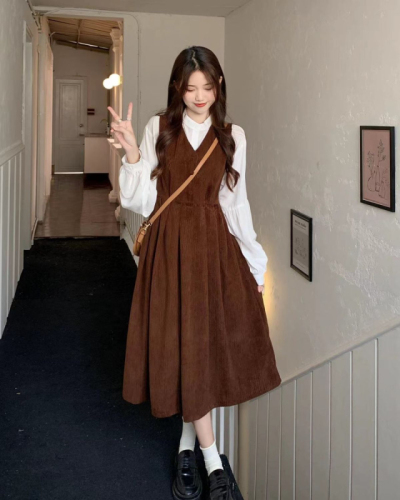 日系甜美背带连衣裙女学生慵懒风韩版宽松中长款吊带裙两件套