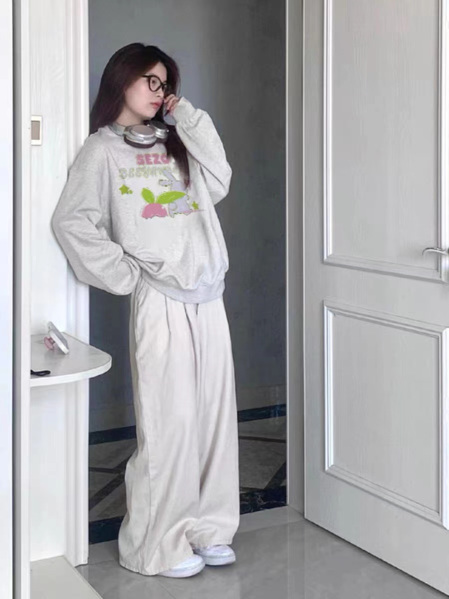 正肩衛衣女2023秋裝新款設計感小眾寬鬆長袖套頭圓領上衣潮牌