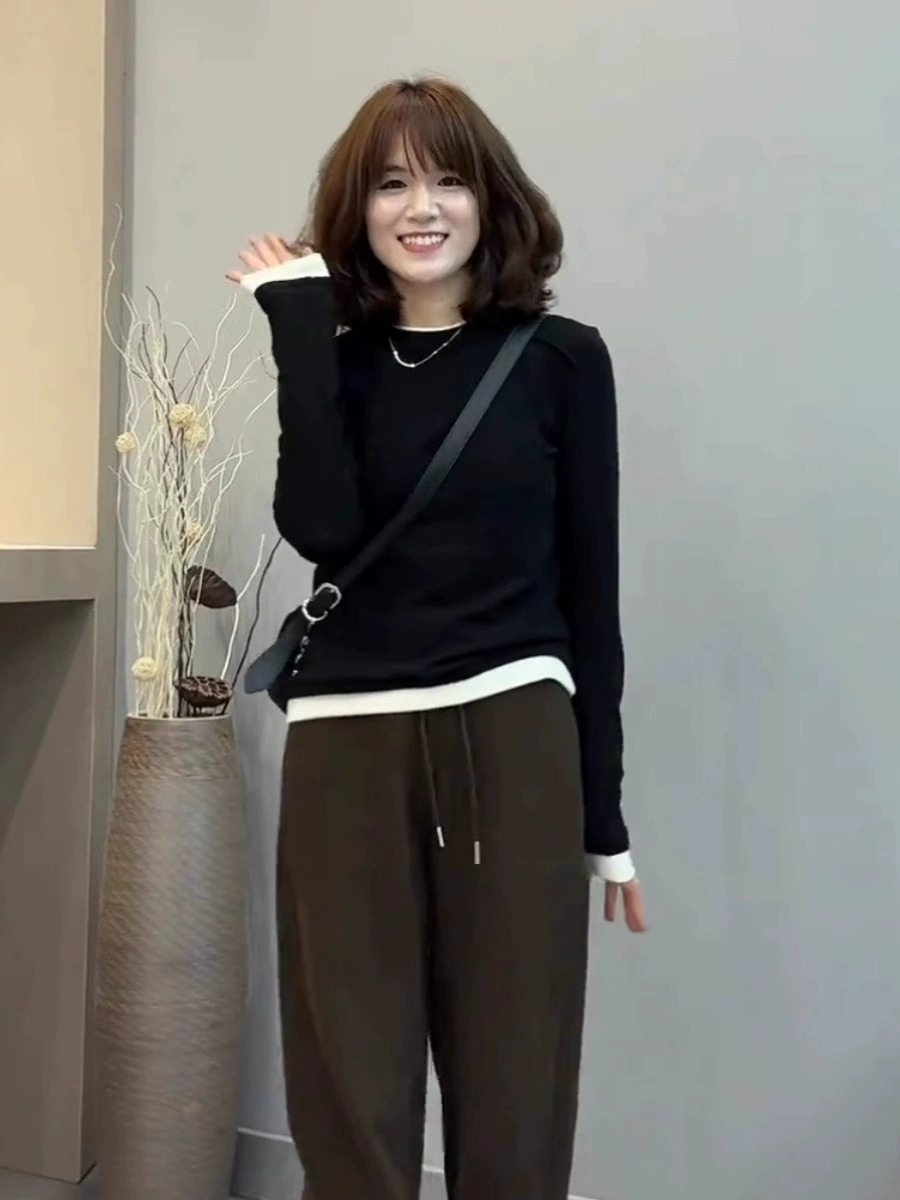 280g threaded German velvet 2024 spring, autumn and winter new long-sleeved fake two-piece slim T-shirt for women with design sense