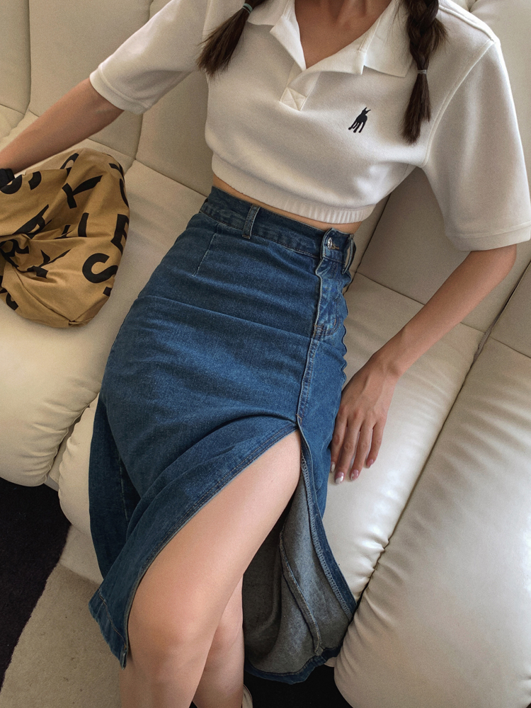 Actual shot of 2024 spring and summer new denim skirt for women high-waisted slimming slit mid-length blue slim-fit hip-hugging skirt