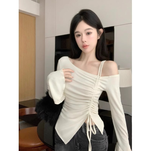 Off-shoulder long-sleeved T-shirt for women in autumn, irregular slim fit, slim bottoming shirt, chic sweet and spicy top, niche design