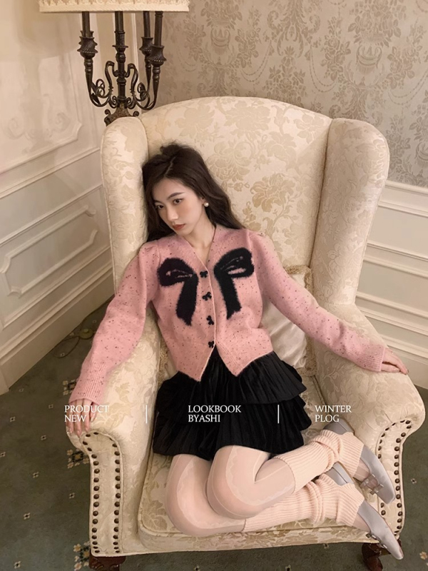 大於詩集 法式甜美撞色V領蝴蝶結芝麻彩點短款針織開衫毛衣女秋冬