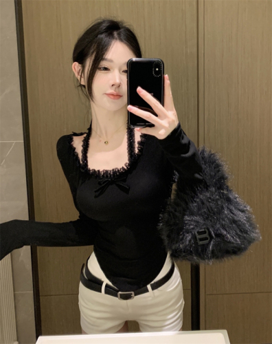 Lace bow halterneck long-sleeved T-shirt women's autumn and winter short top bottoming shirt