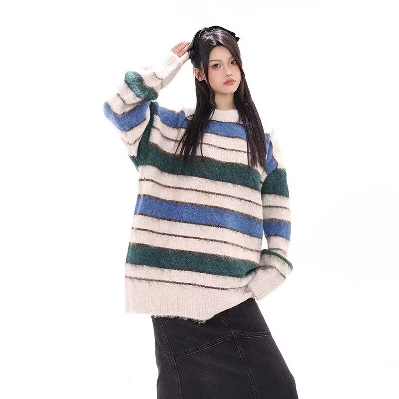 秋冬新款圓領拼色麻花條紋毛衣女寬鬆套頭時尚洋氣美拉德針織上衣