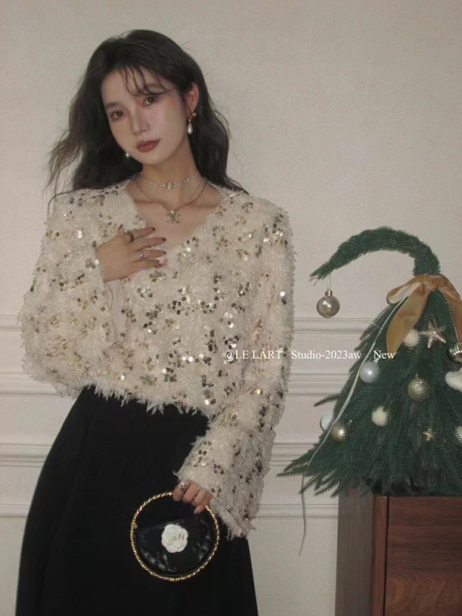 寬鬆獨特氛圍感羽毛亮片毛衣女早春2024新款氣質網紅寬鬆長袖上衣