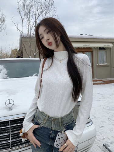 Actual shot Korean style fashionable velvet half turtleneck bottoming shirt for women, stylish white inner long-sleeved T-shirt top