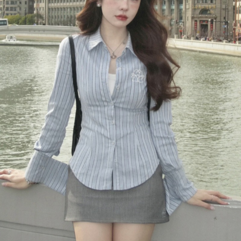 下擺U型長袖正肩襯衫女獨特别致設計小眾學院風上衣
