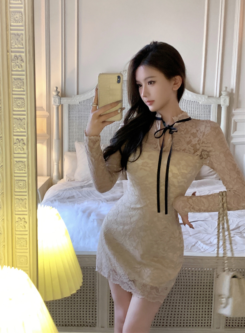 實拍復古性感氣質顯瘦蕾絲長袖連衣裙胸墊系帶包臀裙女