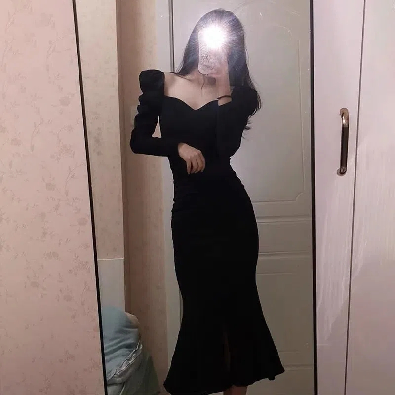 法式氣質高級感別致長袖魚尾包臀連衣裙女春秋赫本風小黑長裙子