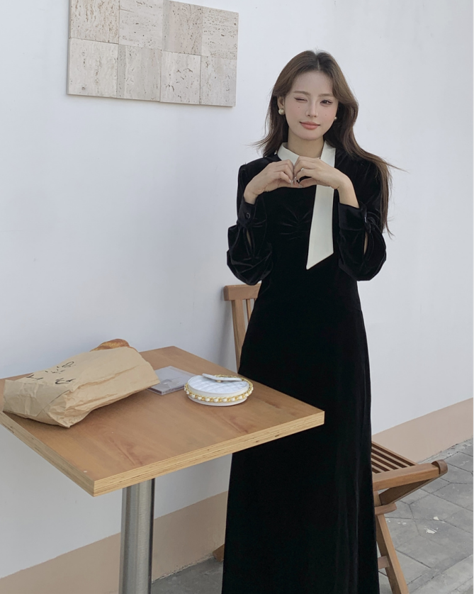 Real shot!  Temperament New Year's style high-end ribbon design contrasting color splicing velvet dress