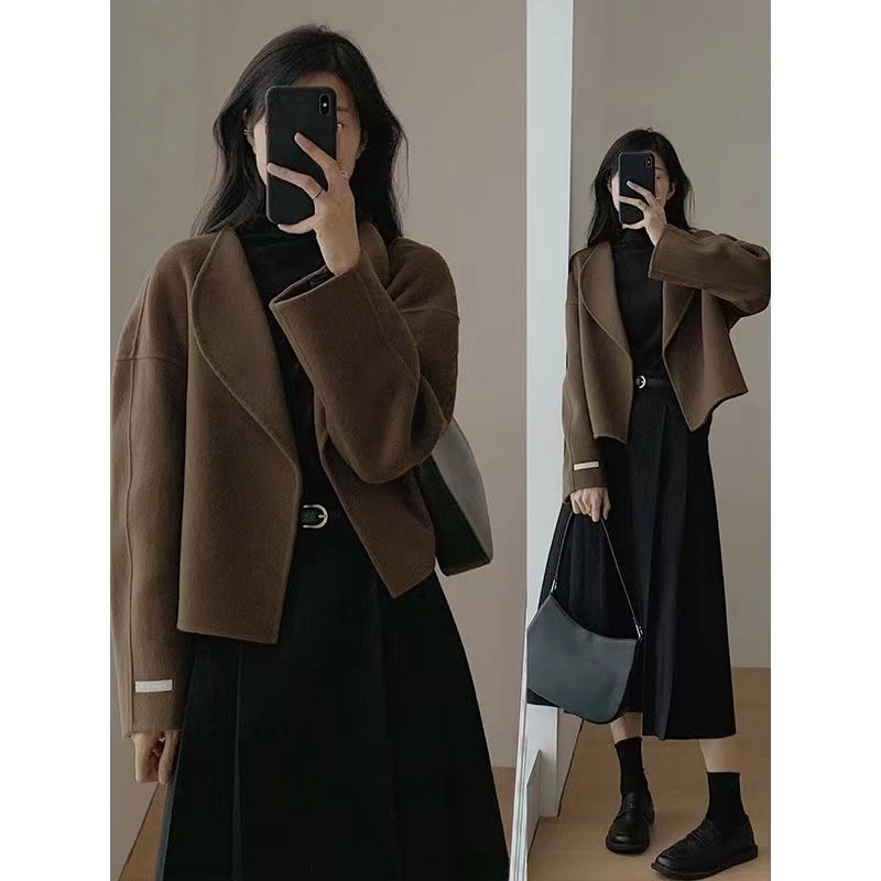 Autumn and winter 2023 new woolen coat Korean style gentle wear complete set with skirt Xiaoxiangfengnaigai