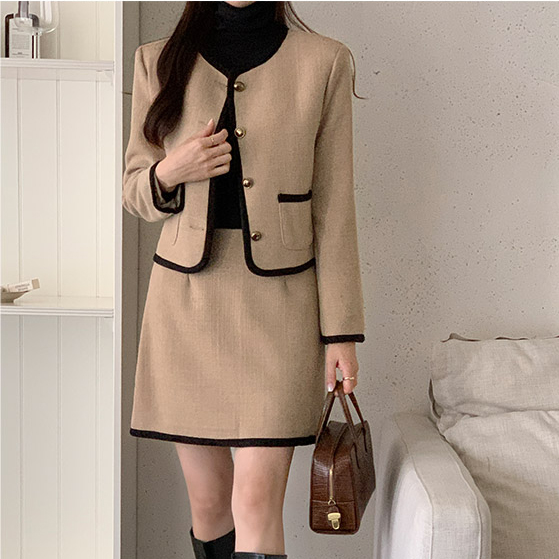 Xiaoxiangfeng Korean style jacket for women in spring and autumn, Korean high-end hip-hugging short skirt, elegant lady short two-piece suit