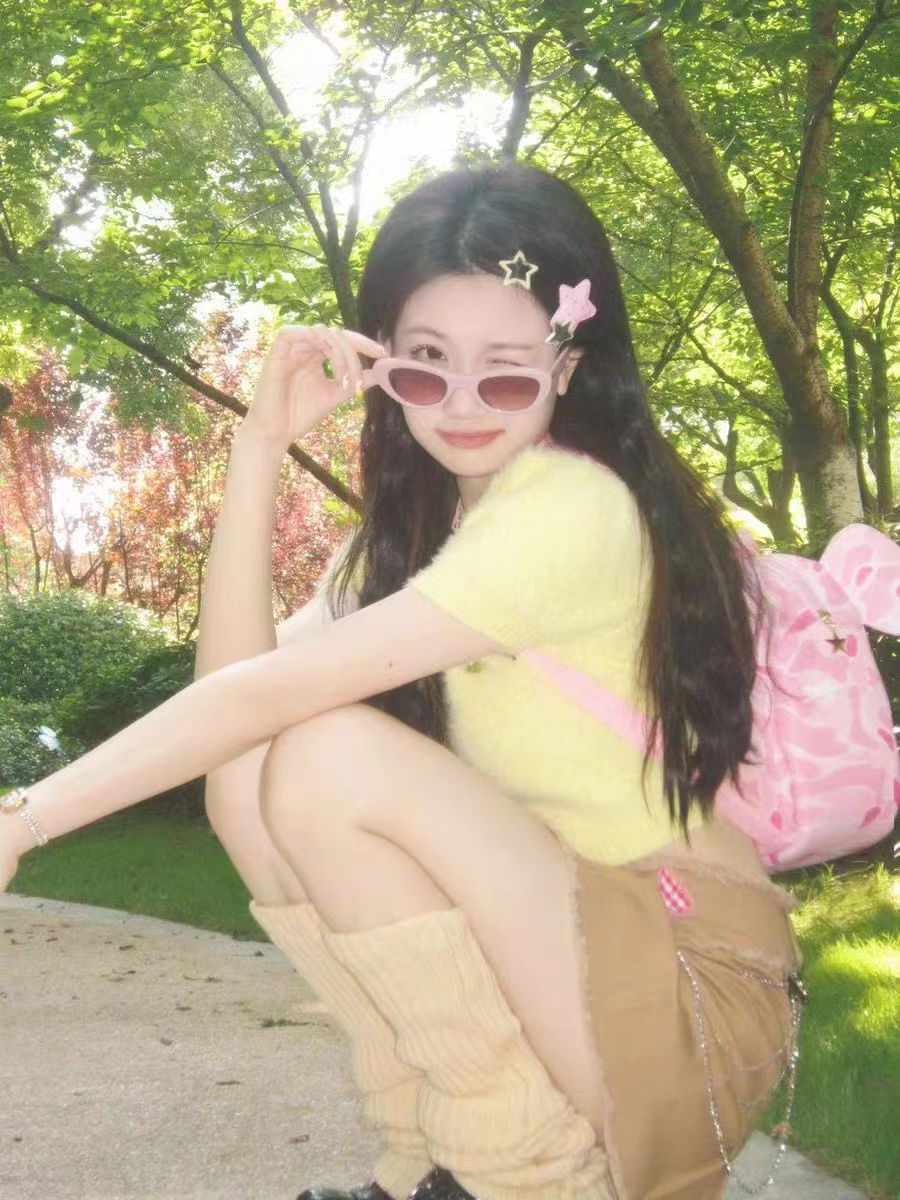 黃色針織開衫女夏季新款美式復古修身短袖T恤花朵刺繡短款上衣ins
