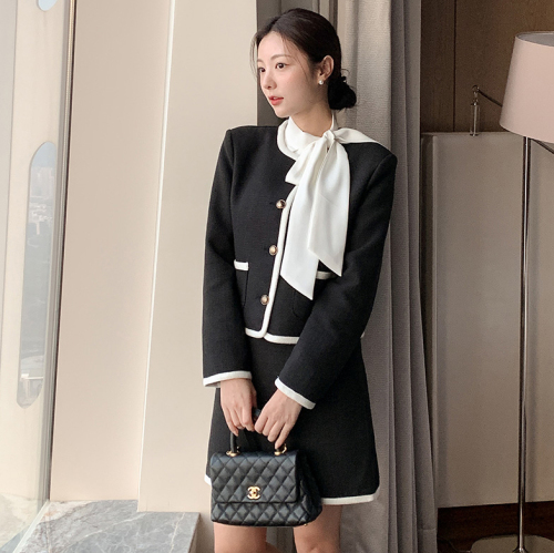 Xiaoxiangfeng Korean style jacket for women in spring and autumn, Korean high-end hip-hugging short skirt, elegant lady short two-piece suit