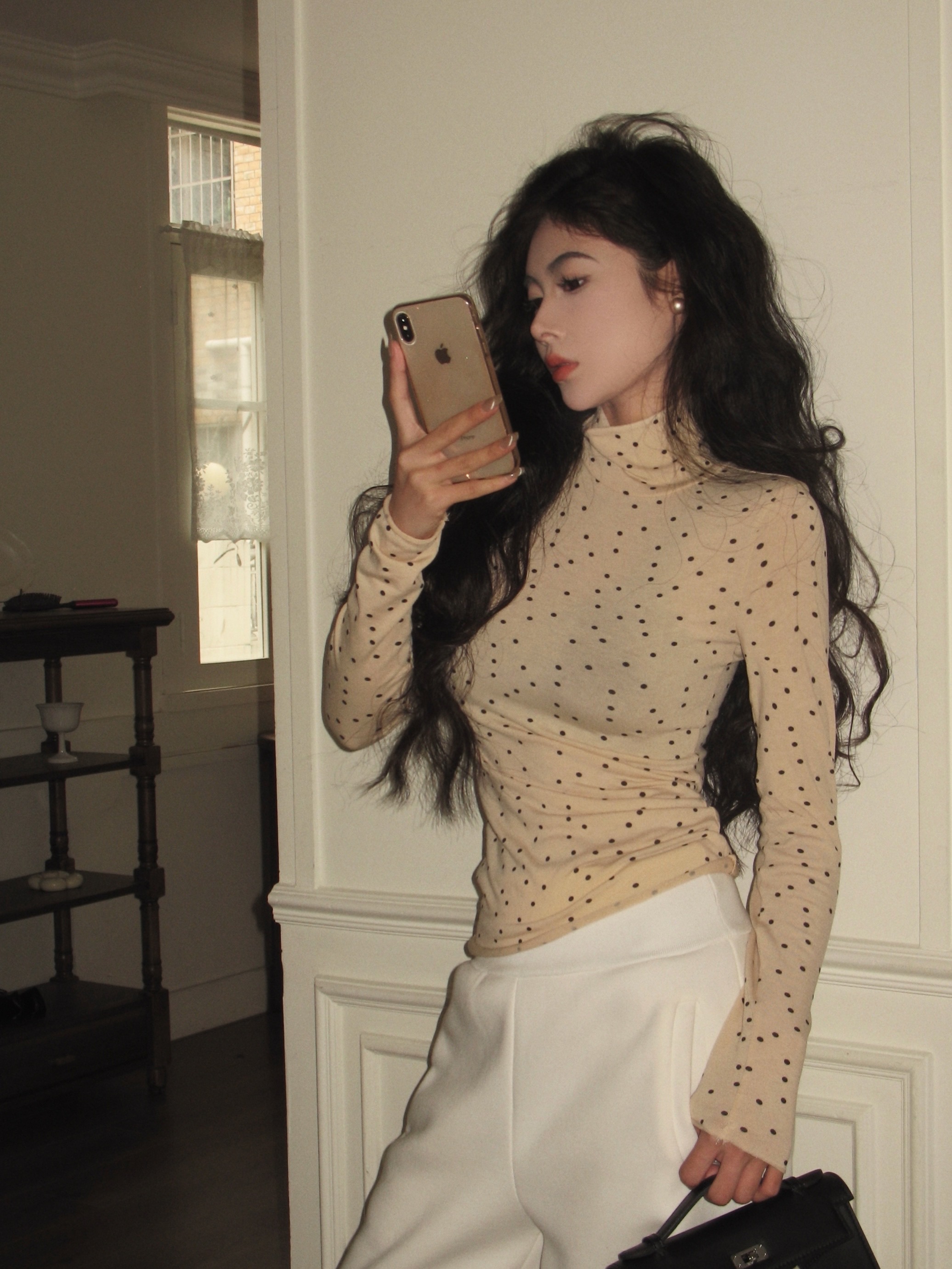 Actual shot of the new polka-dot slightly transparent pure desire French retro minimalist style high-neck knitted long-sleeved bottoming shirt