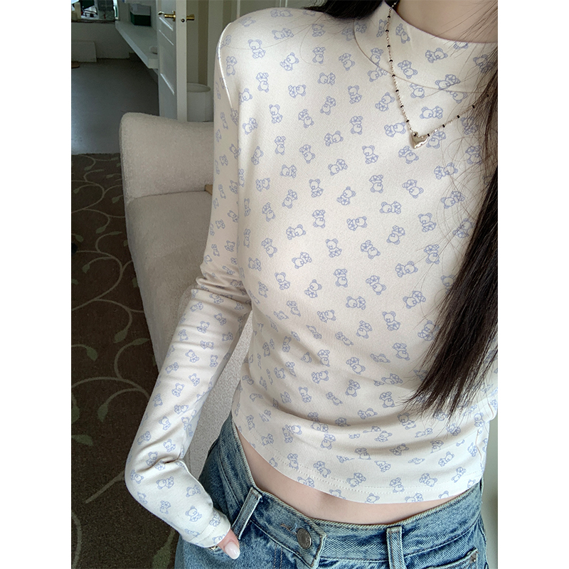 Real shot of French sweet pure lust style bear floral print long-sleeved T-shirt autumn and winter half turtleneck short versatile top