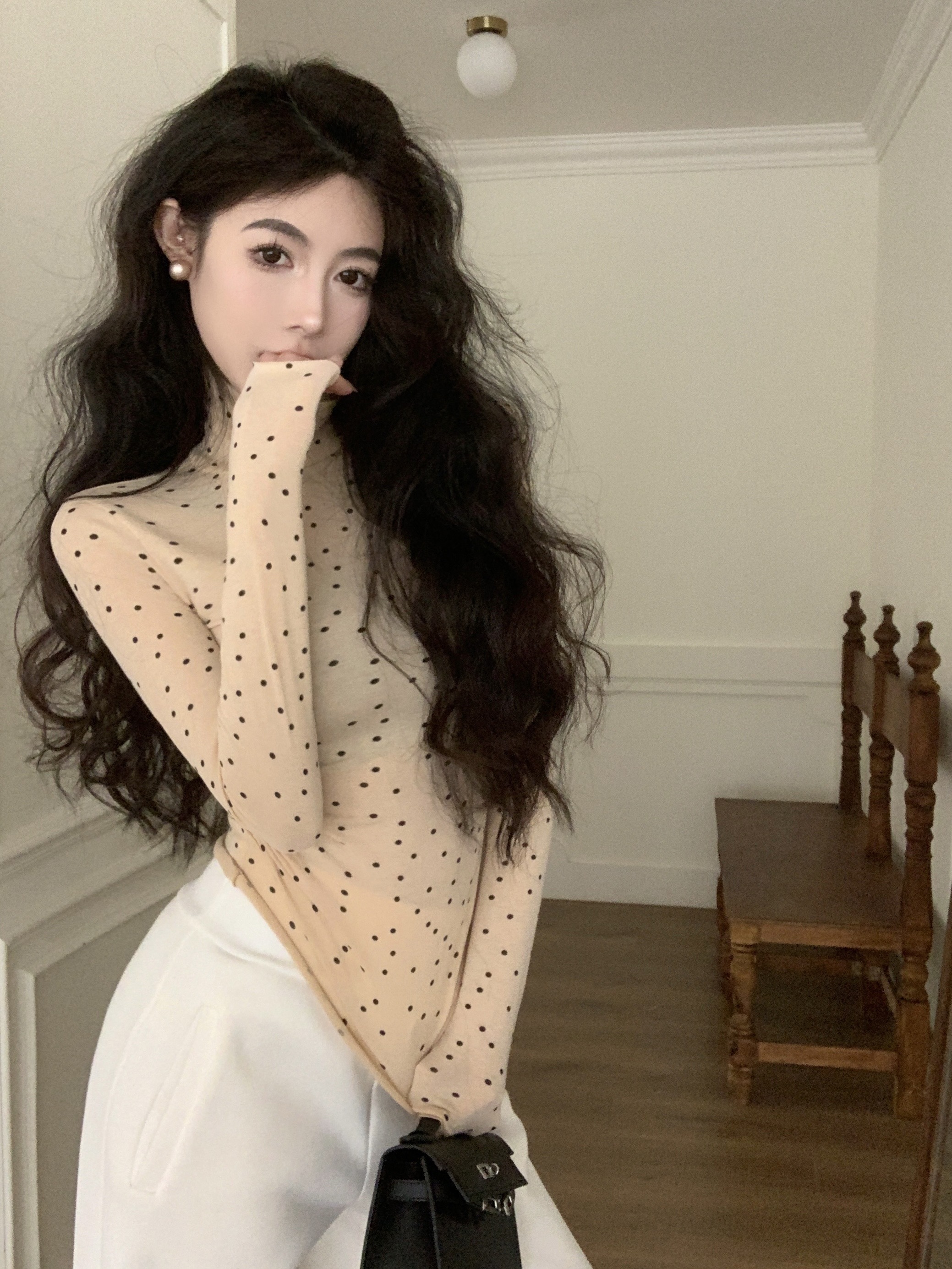 Actual shot of the new polka-dot slightly transparent pure desire French retro minimalist style high-neck knitted long-sleeved bottoming shirt