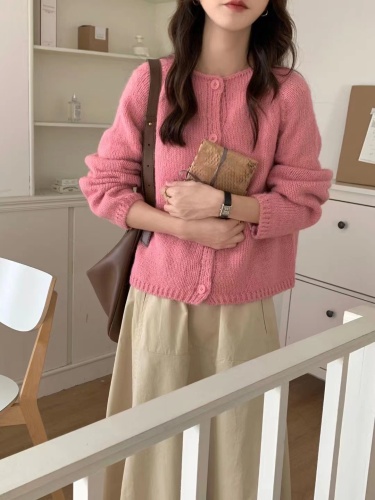 BB·Korean style sweater cardigan to reduce age and look younger, solid color bestie, dopamine color, light color, not attractive