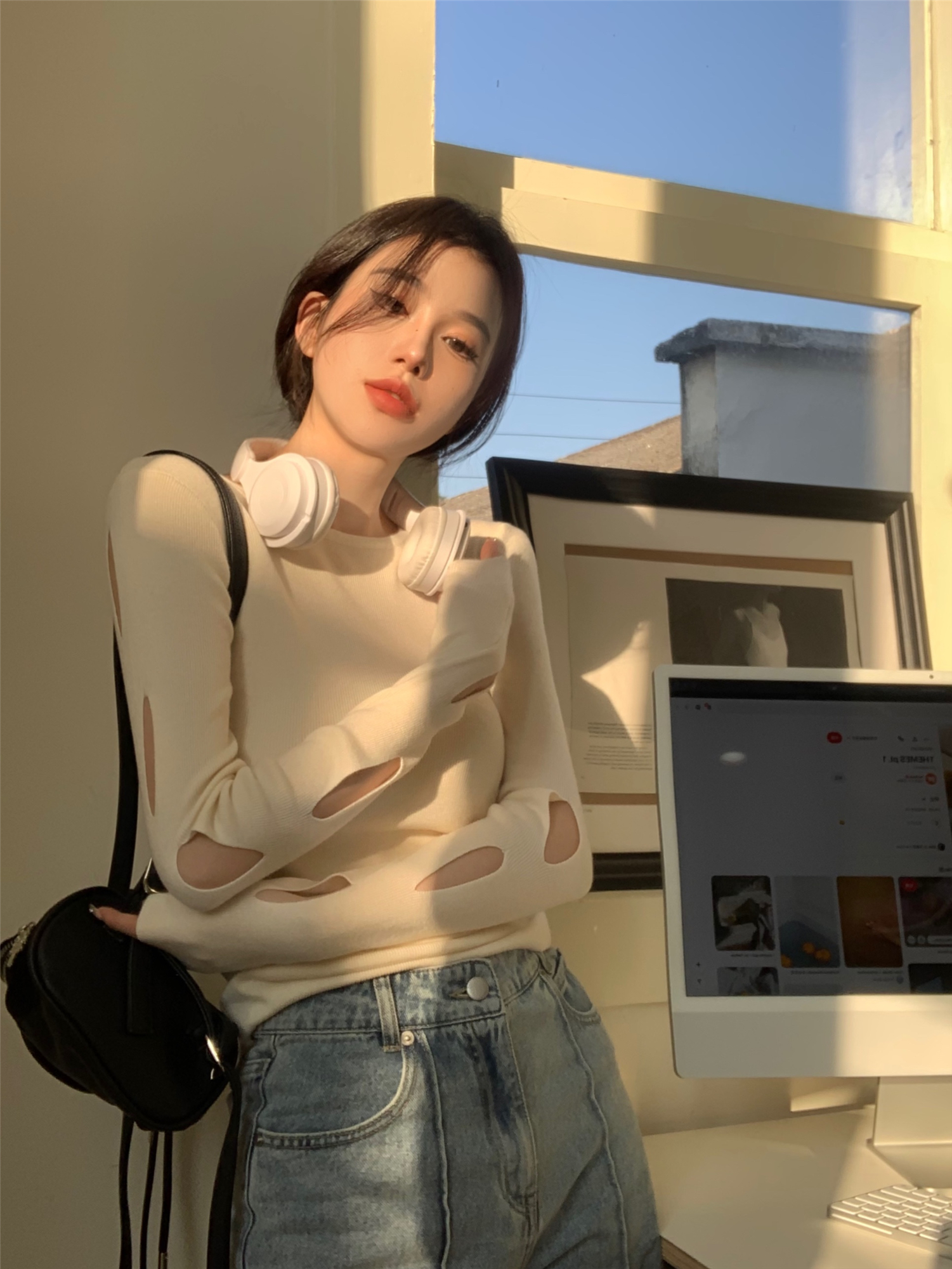 Real shot ~ Long-sleeved T-shirt for women 2023 autumn and winter new style slim-fitting hollow knitted top