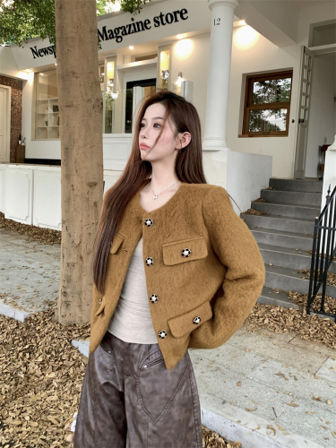 Real shot ~ Wool coat for women in autumn and winter, high-end and elegant, small fragrant style woolen short woolen coat