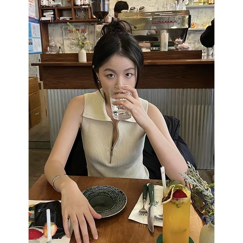 復古美式小背心2023年夏季拉鏈高領坑條翻領高級感小眾針織上衣女