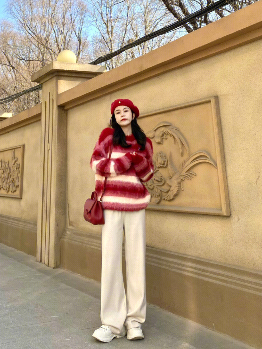 兔年新年紅色條紋毛衣女秋冬2023寬鬆慵懶風氛圍感過年衣服針織衫