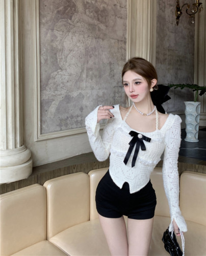 Actual shot - new cross-bow long-sleeved lace top for girls with square neck and slim-fitting top, sexy bottoming