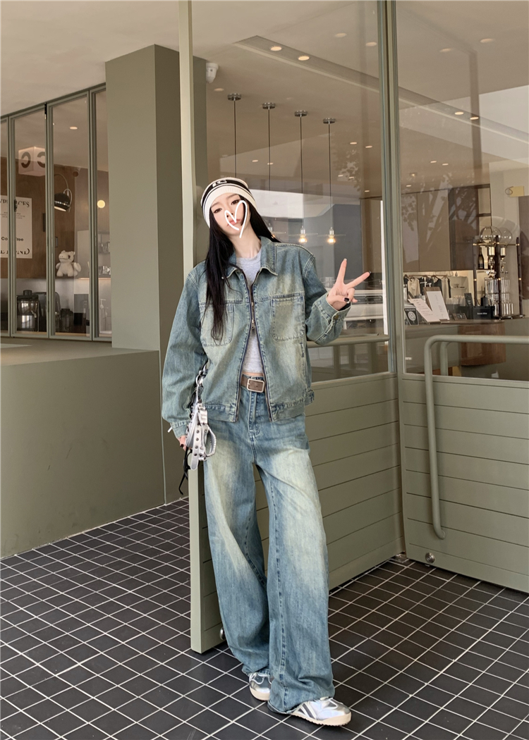 Real shot!  Retro distressed suit loose lapel jacket + high waist casual jeans